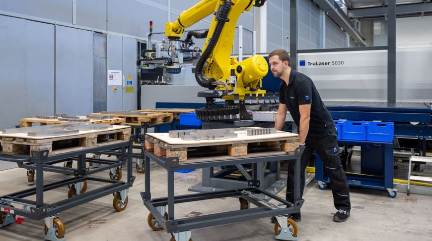 TRUMPF stellt auf der EuroBLECH mit KI-gestützten Lösungen einen Durchbruch in der automatisierten Sortierung vor